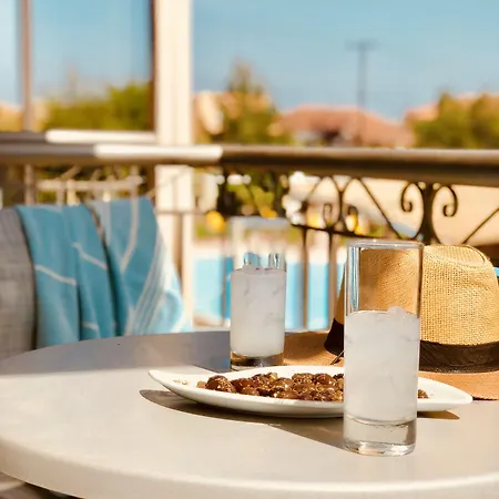 Apartahotel G George 4*