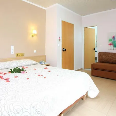 Apartahotel G George