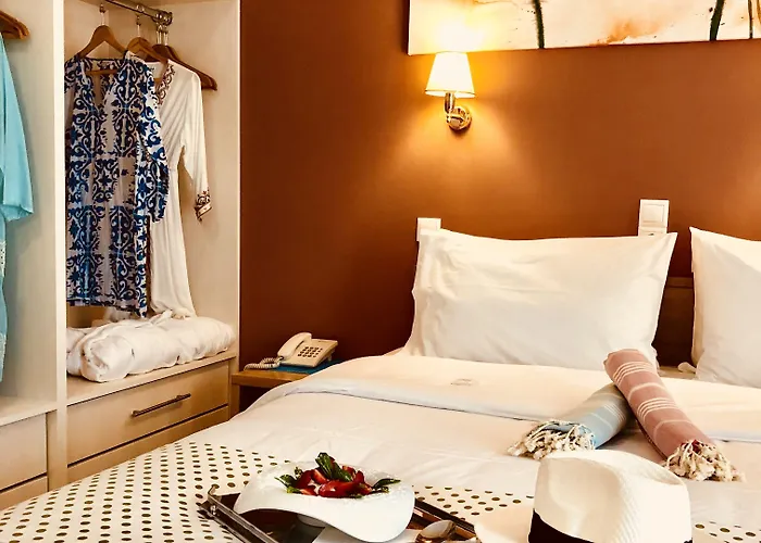 G George Hotel de apartamente 4*