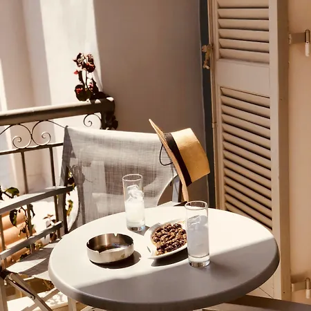 Aparthotel G George Nydri (Lefkada)